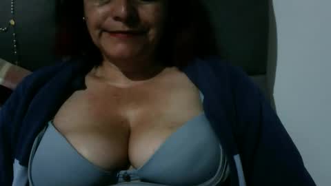 biancasteel online show from September 29, 11:37 am