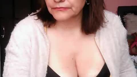 biancasteel online show from June 18, 4:34 pm