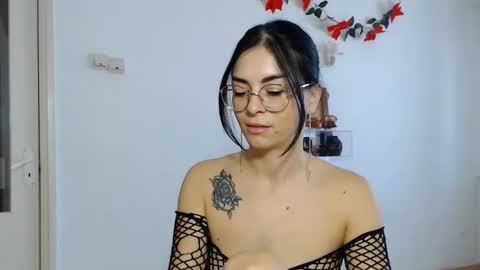 Snapshot of bibitina chatting on October 19, 9:00 am innasugarwild online show from October 19, 9:00 am