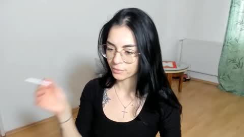 Snapshot of bibitina chatting on January 10, 6:31 am innasugarwild online show from January 10, 6:31 am
