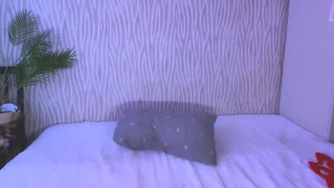 Snapshot of big_ass_blonde chatting on January 9, 6:59 am Eva online show from January 9, 6:59 am