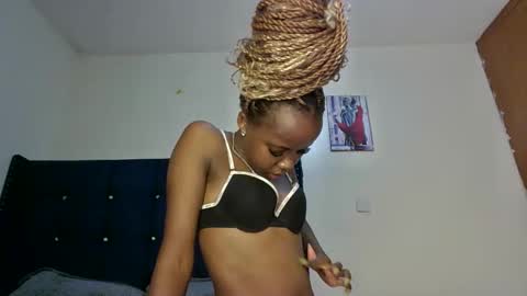 bigbaby004 online show from April 30, 8:36 pm