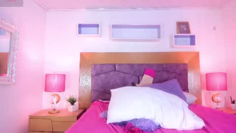 Im astrid online show from July 25, 2:18 am