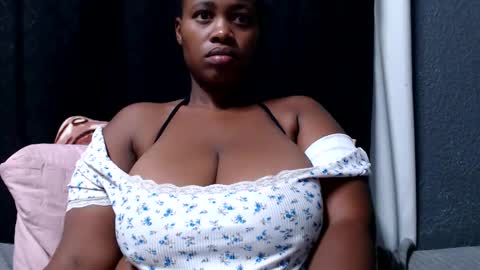 bigboobsbitchx online show from May 31, 6:42 pm