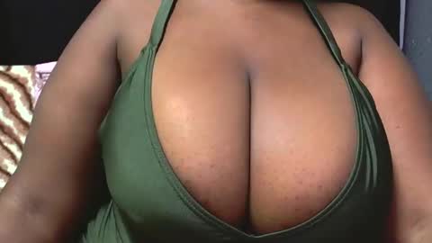 bigboobsbitchx online show from May 27, 9:01 pm
