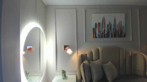   online show from February 26, 10:05 am