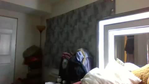 bigbootydimpless online show from December 25, 3:40 am