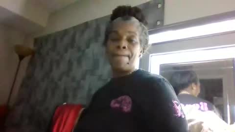 bigbootydimpless online show from January 4, 3:50 am