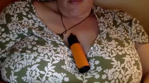 BigDoubleE online show from May 31, 9:26 am