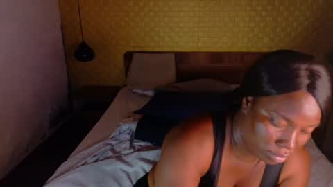 bigroundbooty_ online show from July 9, 10:44 pm