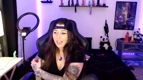 Nichole lights online show from June 21, 11:53 pm