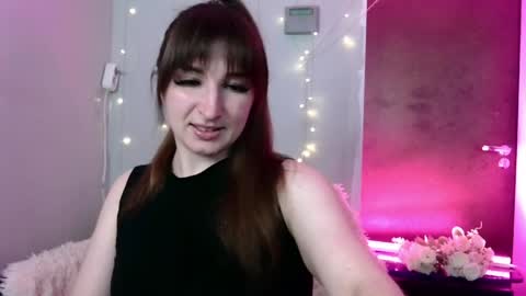 birdie_kiss online show from June 8, 7:47 pm