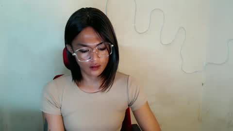 Nympha online show from June 26, 5:20 am