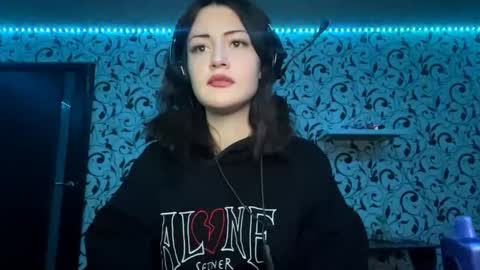 Lili online show from January 9, 4:33 pm