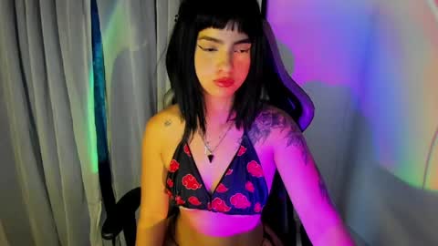 Elizabeth online show from April 27, 12:46 pm