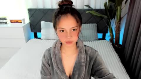 Miss Mey online show from December 14, 2:50 am