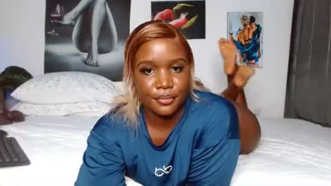 Smiley sylivia online show from July 28, 11:17 am
