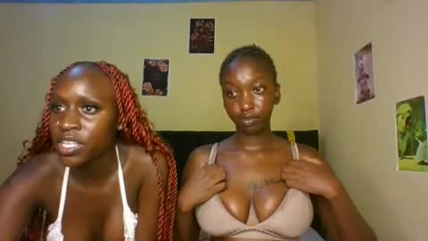 blackqueen2030 online show from February 26, 6:12 am