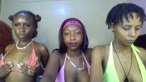 blackqueen2030 online show from April 30, 2:50 am