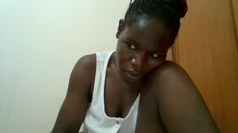 SARAH online show from November 11, 11:02 pm