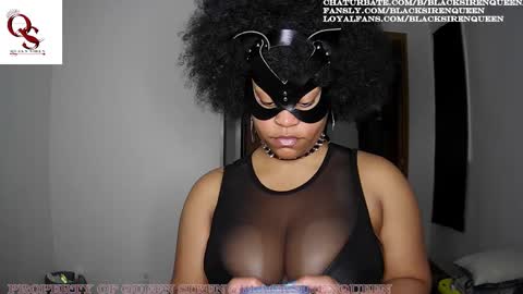 Queen Siren online show from February 24, 2:06 am