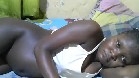 blackslim_girl2 online show from June 27, 12:33 pm