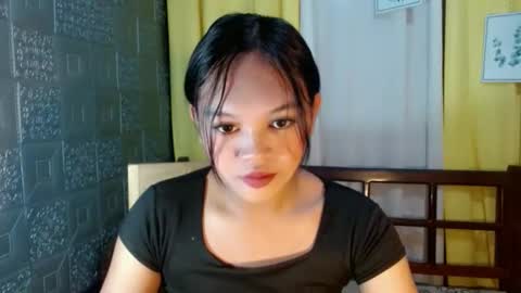 sweetyluna online show from January 7, 10:40 am