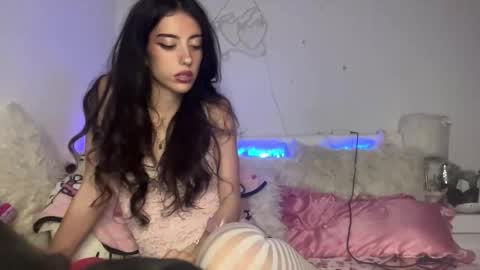 blaire  online show from May 17, 5:50 am