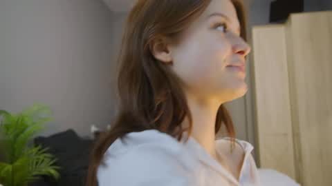 Snapshot of blearalin chatting on October 2, 3:06 pm blearalin online show from October 2, 3:06 pm