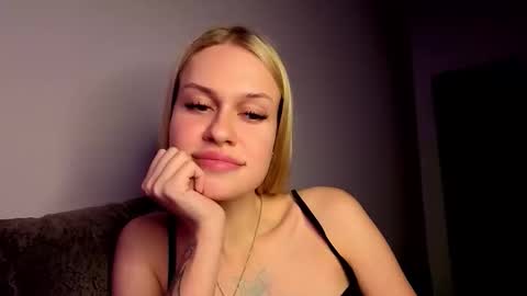 blondblood online show from March 26, 3:47 pm