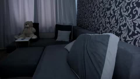 blonde_miss online show from January 15, 10:10 am