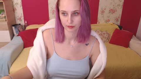 Snapshot of blondenatasha chatting on March 11, 5:13 pm Natasha online show from March 11, 5:13 pm