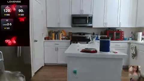 Bubbles online show from July 14, 8:24 pm