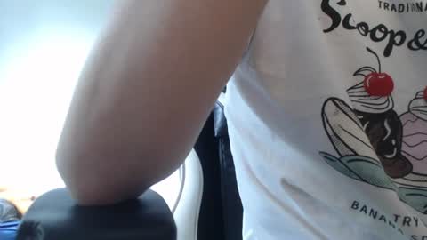 blondyelena online show from July 7, 6:05 am