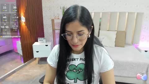 blue_tay1 online show from September 27, 12:23 pm