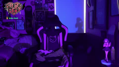 Blue online show from June 5, 2:15 am
