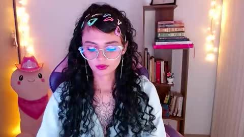 Im Abril .. Nice to meet you  thumb up me please its important  INDEPENDENT MODEL online show from November 29, 2:48 am