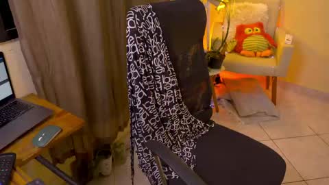 FLORAA online show from March 8, 8:07 am