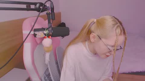  Diana  online show from June 30, 10:48 am