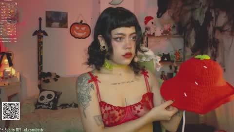   Im Nym  Justa nymph on twitter and IG online show from October 20, 3:09 am