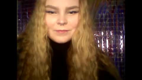 blushing_star online show from February 21, 8:28 am