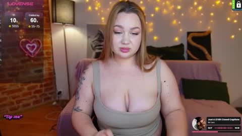  Lina  online show from January 31, 8:22 pm