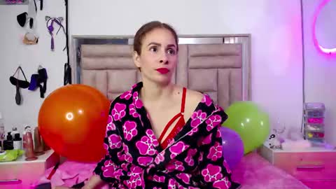 bombom_lux online show from June 16, 3:40 am