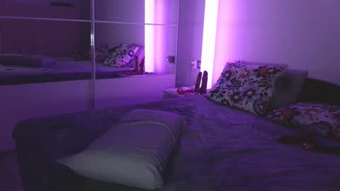 Lucy online show from February 14, 5:59 pm