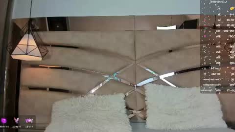 bonet_iris online show from June 25, 11:02 am