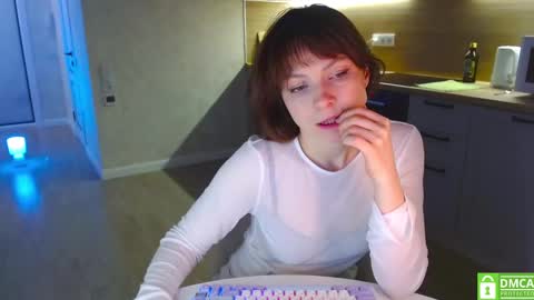 Snapshot of bonjourlabelle chatting on January 27, 6:20 pm Mary 3 live time content 18 online show from January 27, 6:20 pm