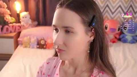 Emma online show from October 3, 1:11 am