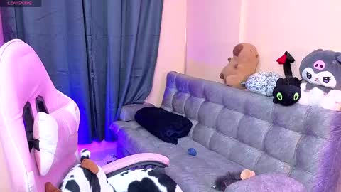 Karen online show from May 4, 3:32 am