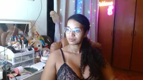 Snapshot of bonvivantb chatting on March 4, 4:38 am Queen Bon Vivantt online show from March 4, 4:38 am