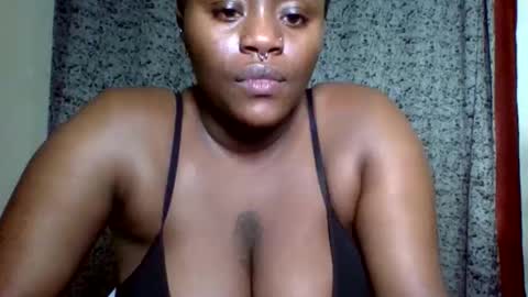 Snapshot of boobey_warden chatting on September 23, 2:10 am boobey_warden online show from September 23, 2:10 am